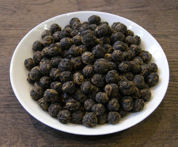 Black Dragon Pearls - Musta tee alk. 25 g